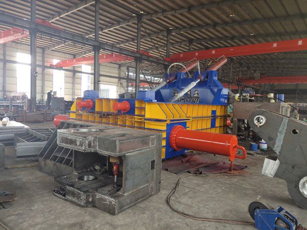 金屬打包機(jī)