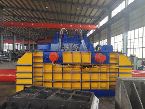 金屬打包機(jī)