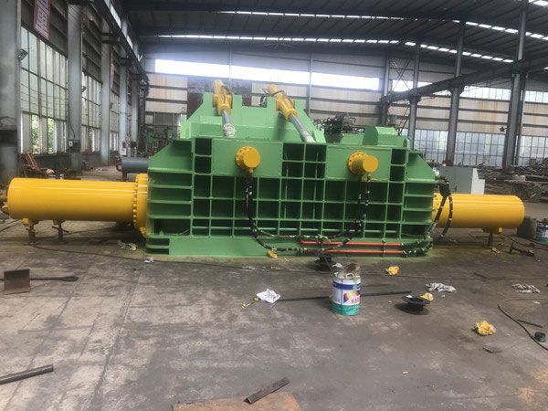 金屬打包機(jī)