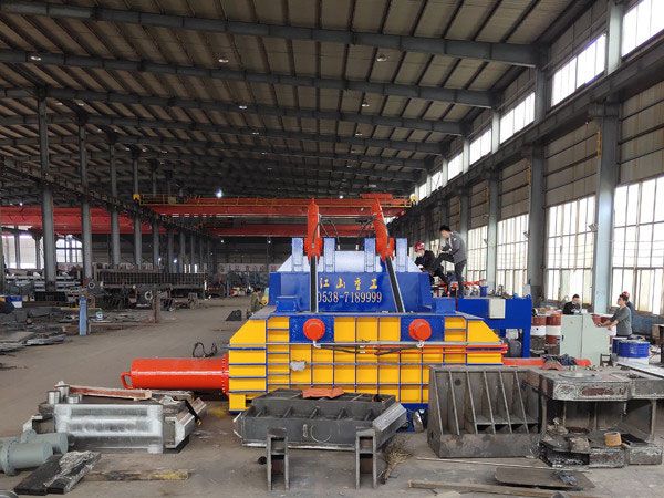 金屬打包機(jī)