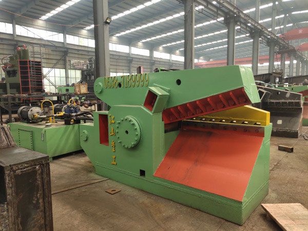 鱷魚剪切機(jī)