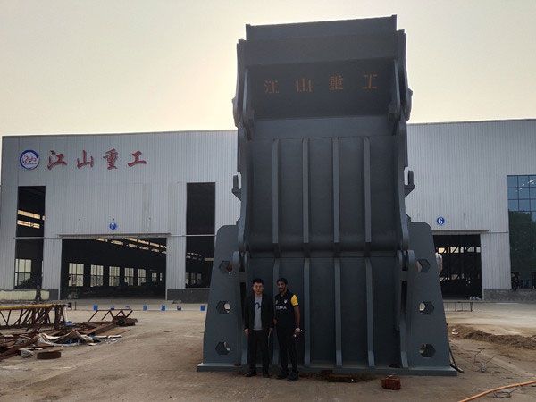 廢鋼廢鋁破碎機(jī)